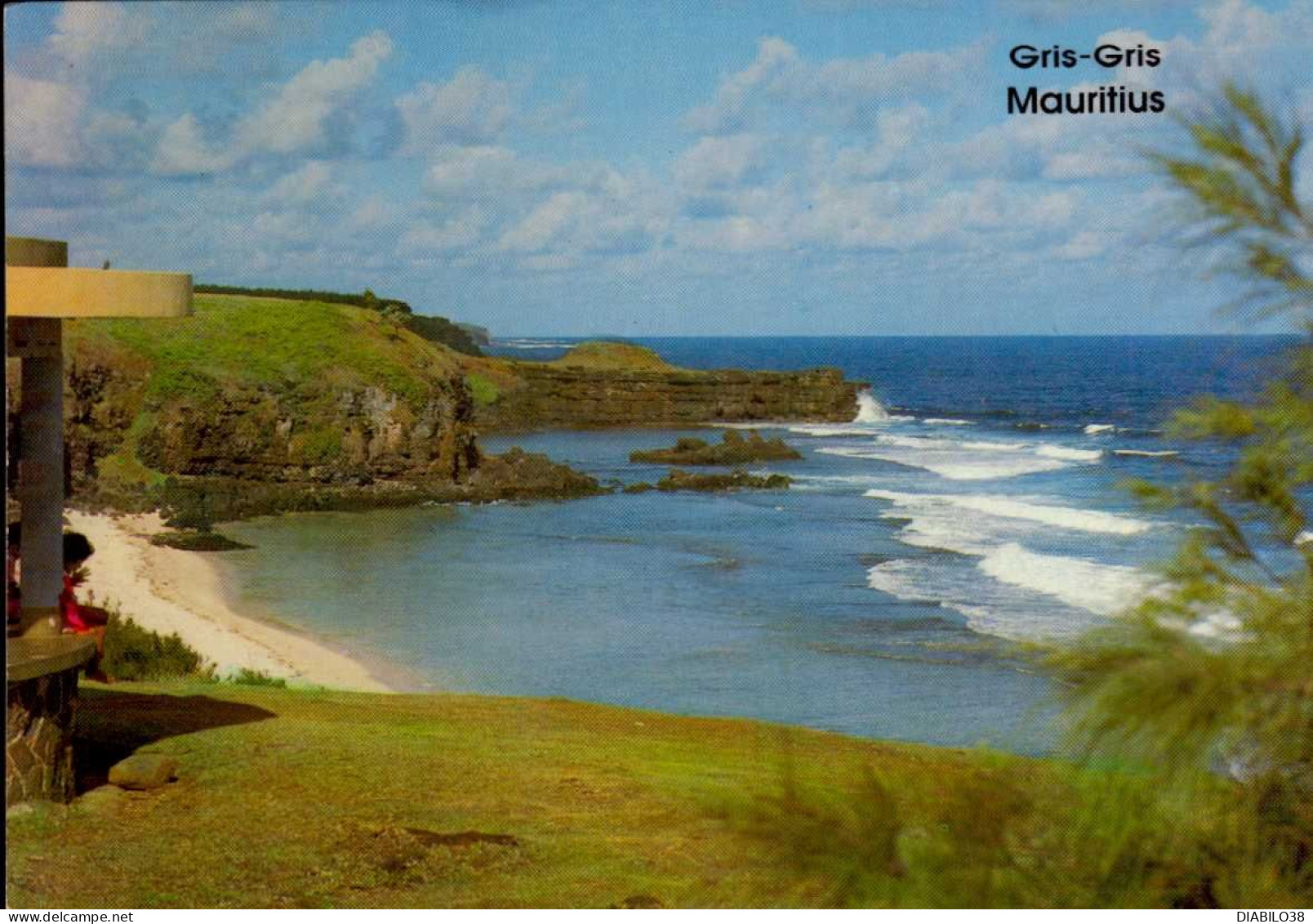 ILE MAURICE . LOT DE 9 CARTES . LA CHARETTE A BOEUF. GRI-GRIS. PEREYBERE BEACH . LE VAL CHARETTE . . . - Maurice