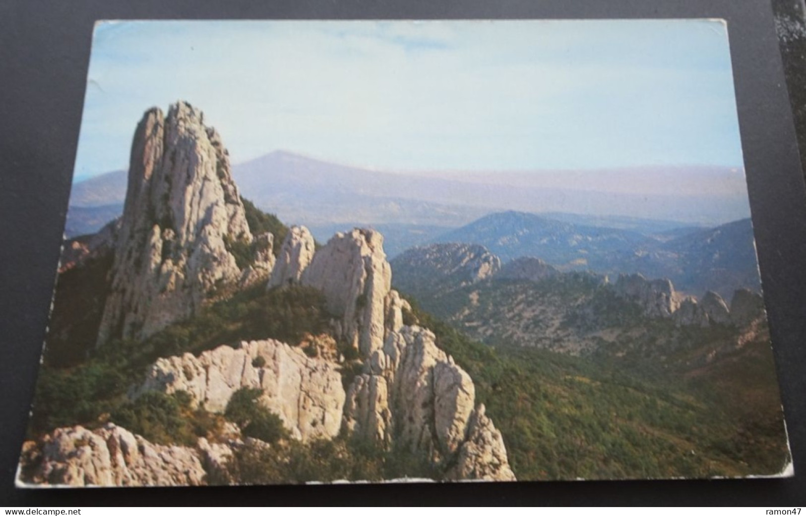 Les Dentelles De MONTMIRAIL Et Le Géant De Provence - Les Alpes Comtadines - Les Editions Garcolor, Beaumes-de-Venise - Epernay