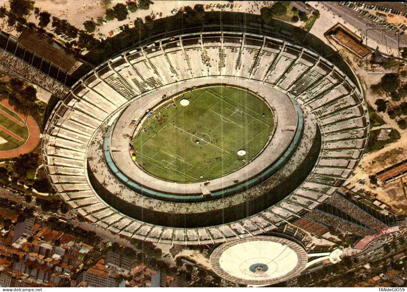 Sports > Football    STADE  / BRASIL  // 104 - Football