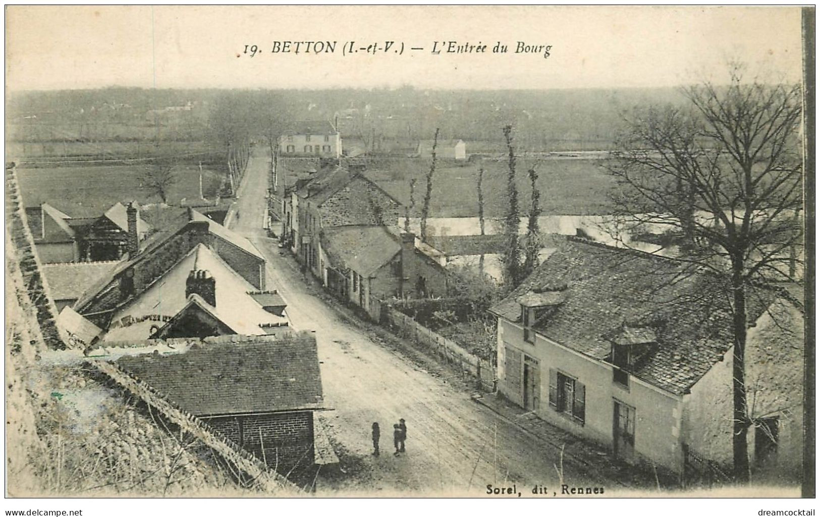 35 BETTON. Entrée Du Bourg 1919 - Andere & Zonder Classificatie