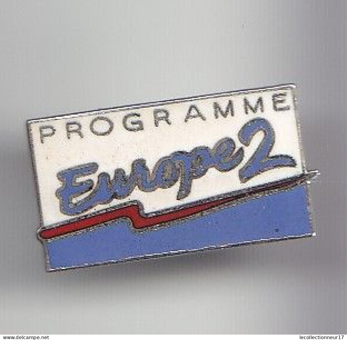 Pin's  Programme Europe  2  Réf 5859 - Medien