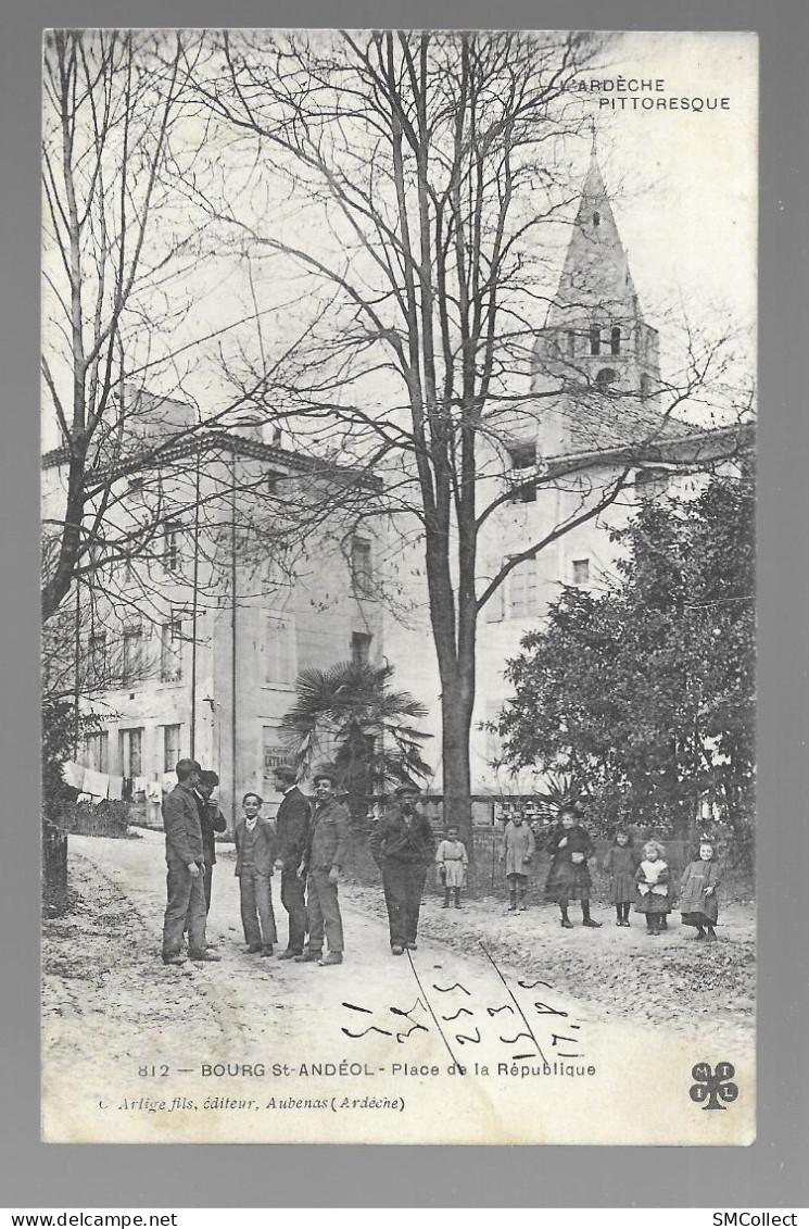 Bourg Saint Andéol, Place De La République (A18p75) - Bourg-Saint-Andéol