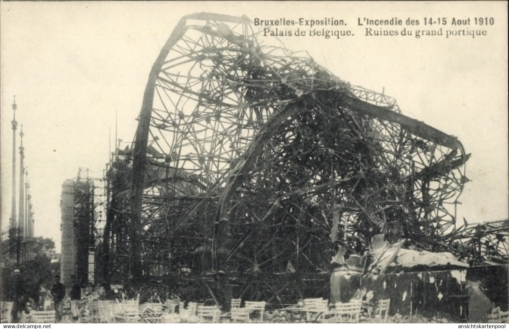 Postkarte Brüssel Brüssel, Ausstellung 1910, Brand Vom 14.-15. August, Belgischer Palast - Brussel (Stad)