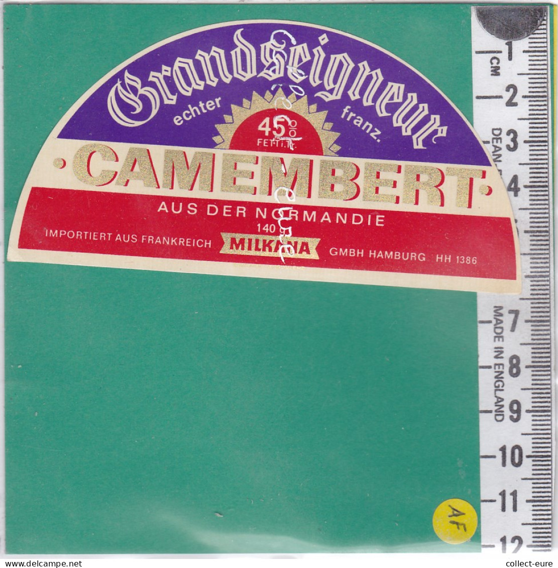 C1158 FROMAGE DEMI CAMEMBERT MIKANA GRANGSEIGNEUR NORMANDIE 45 % - Fromage