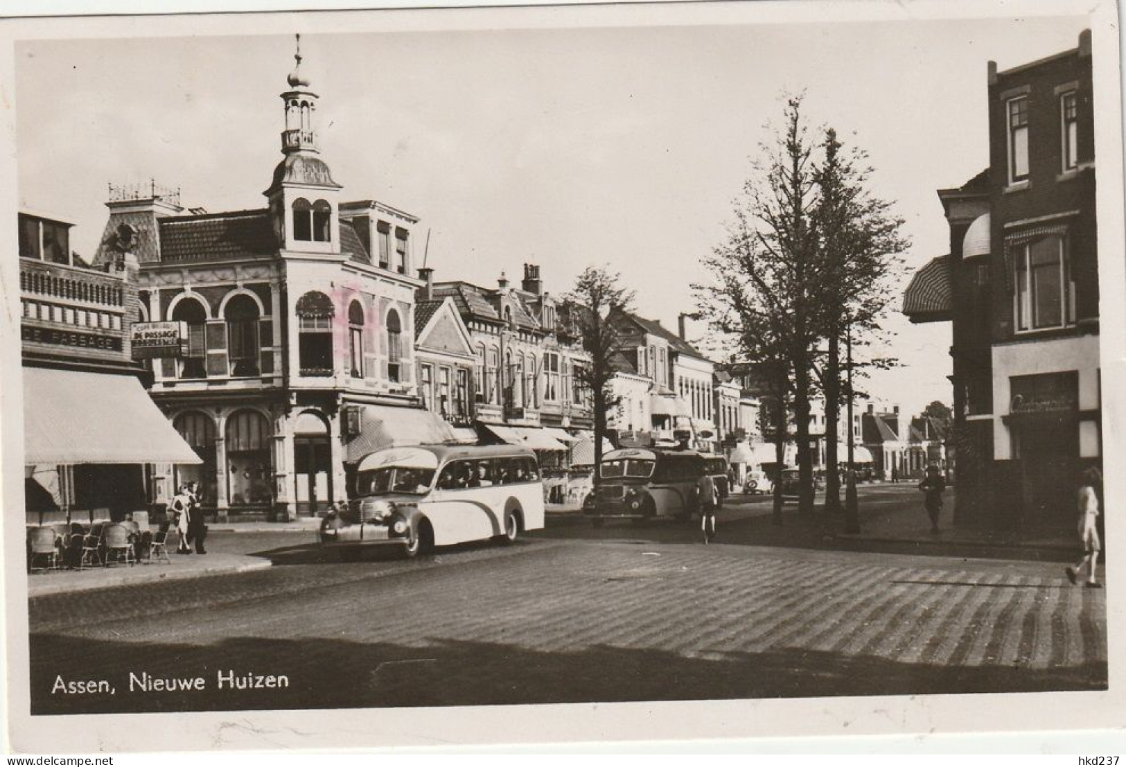 Assen Nieuwe Huizen Levendig Auto('s)bussen Cafe De Passage     4767 - Assen