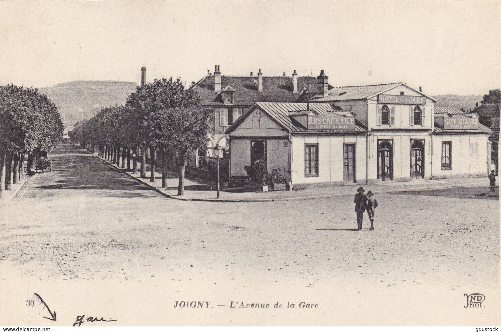 Yonne - Joigny - L'avenue De La Gare - Joigny