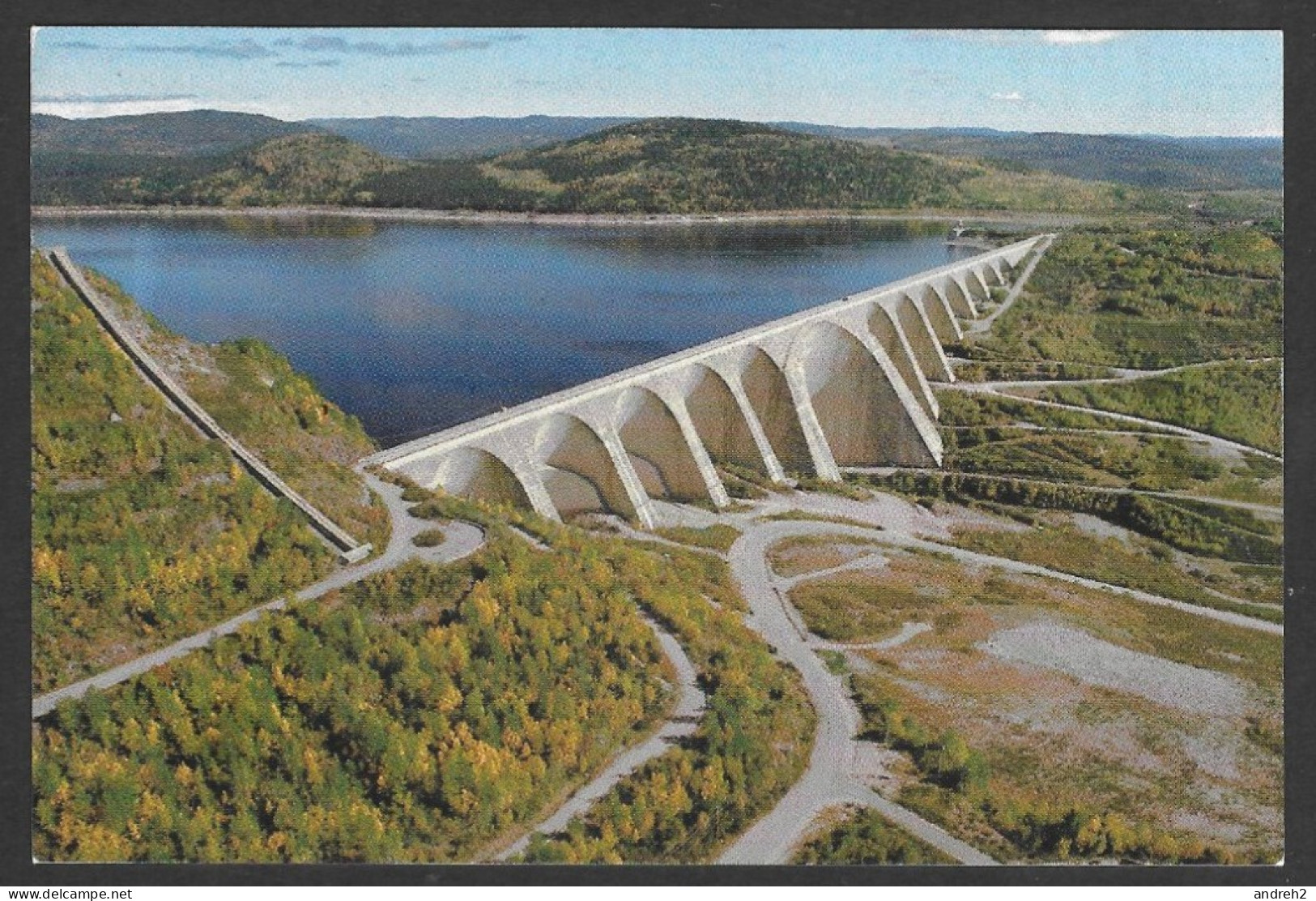 Manicouagan - Barrage Daniel Johnson Manic 5 - Photo Hydro Québec - Andere & Zonder Classificatie