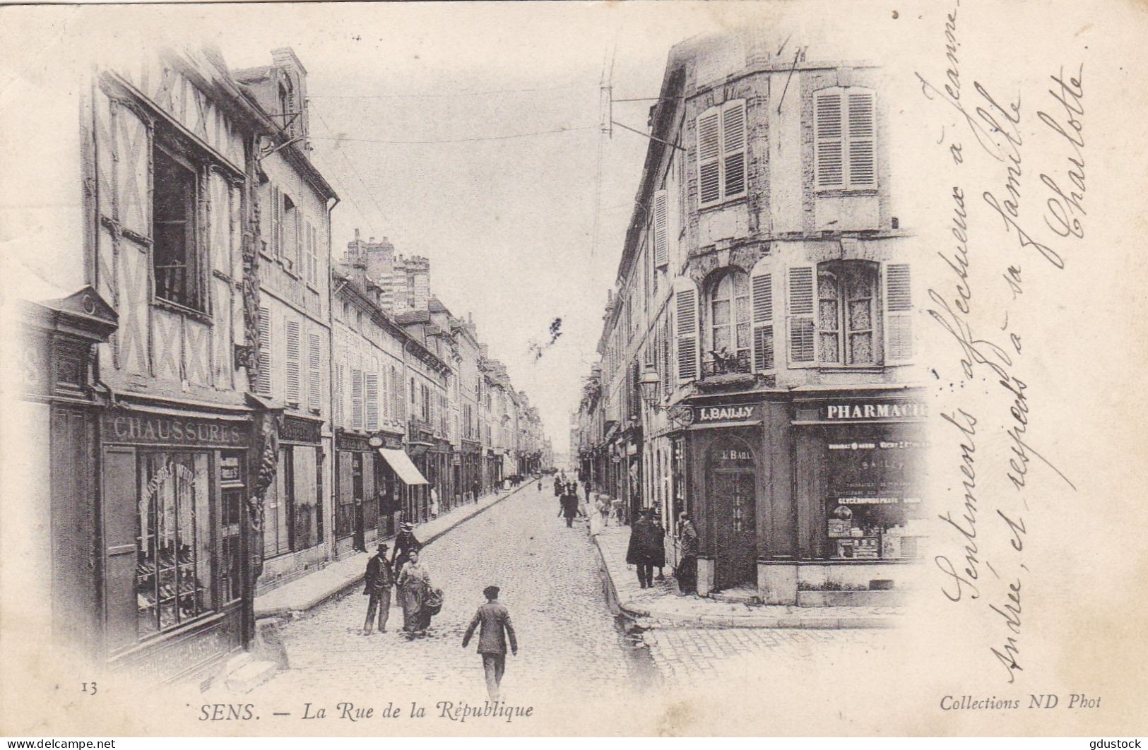 Yonne - Sens - La Rue De La République - Sens