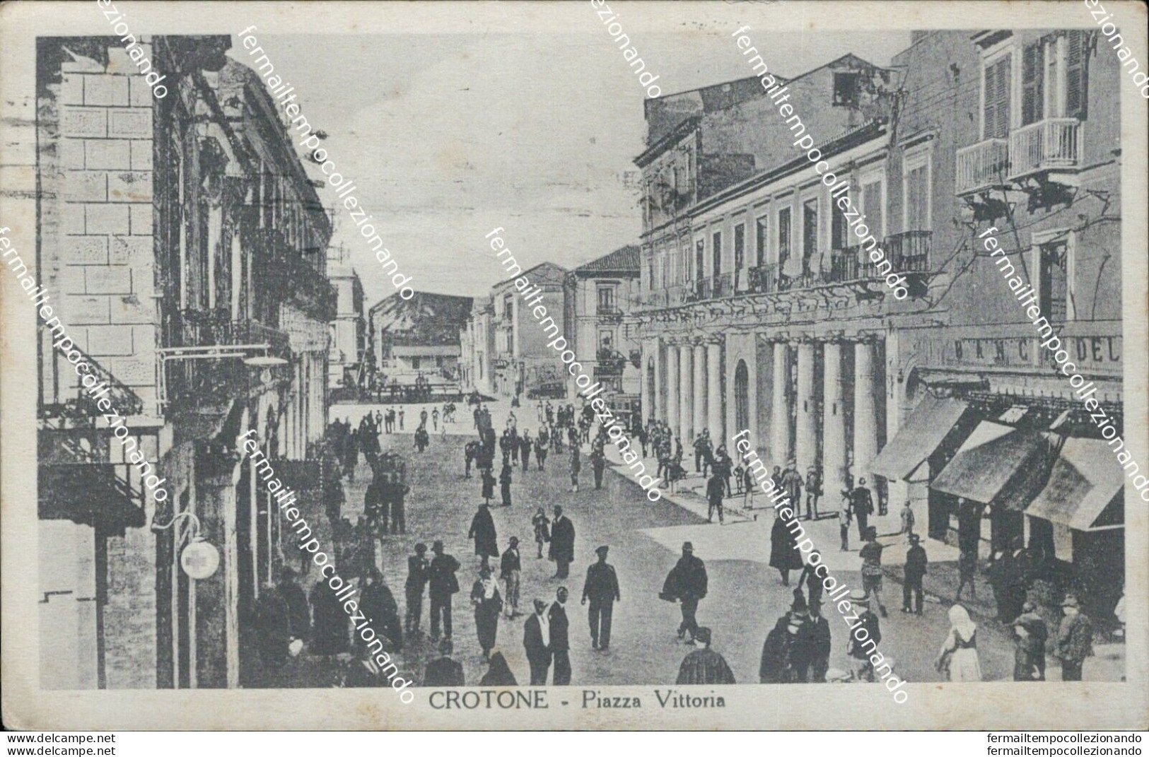 Az415 Cartolina Crotone Citta' Piazza Vittoria Calabria 1935 - Crotone