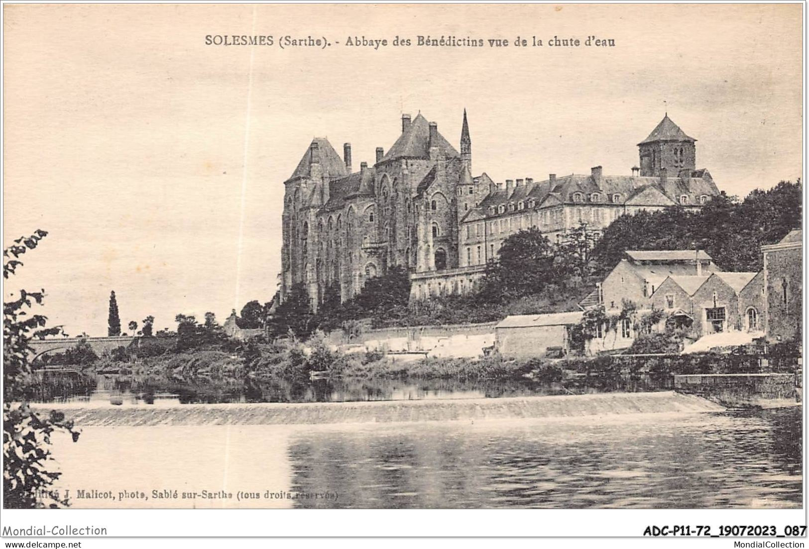 ADCP11-72-1046 - SOLESMES - Abbaye Des Bénédictins Vue De La Chute D'eau  - Solesmes