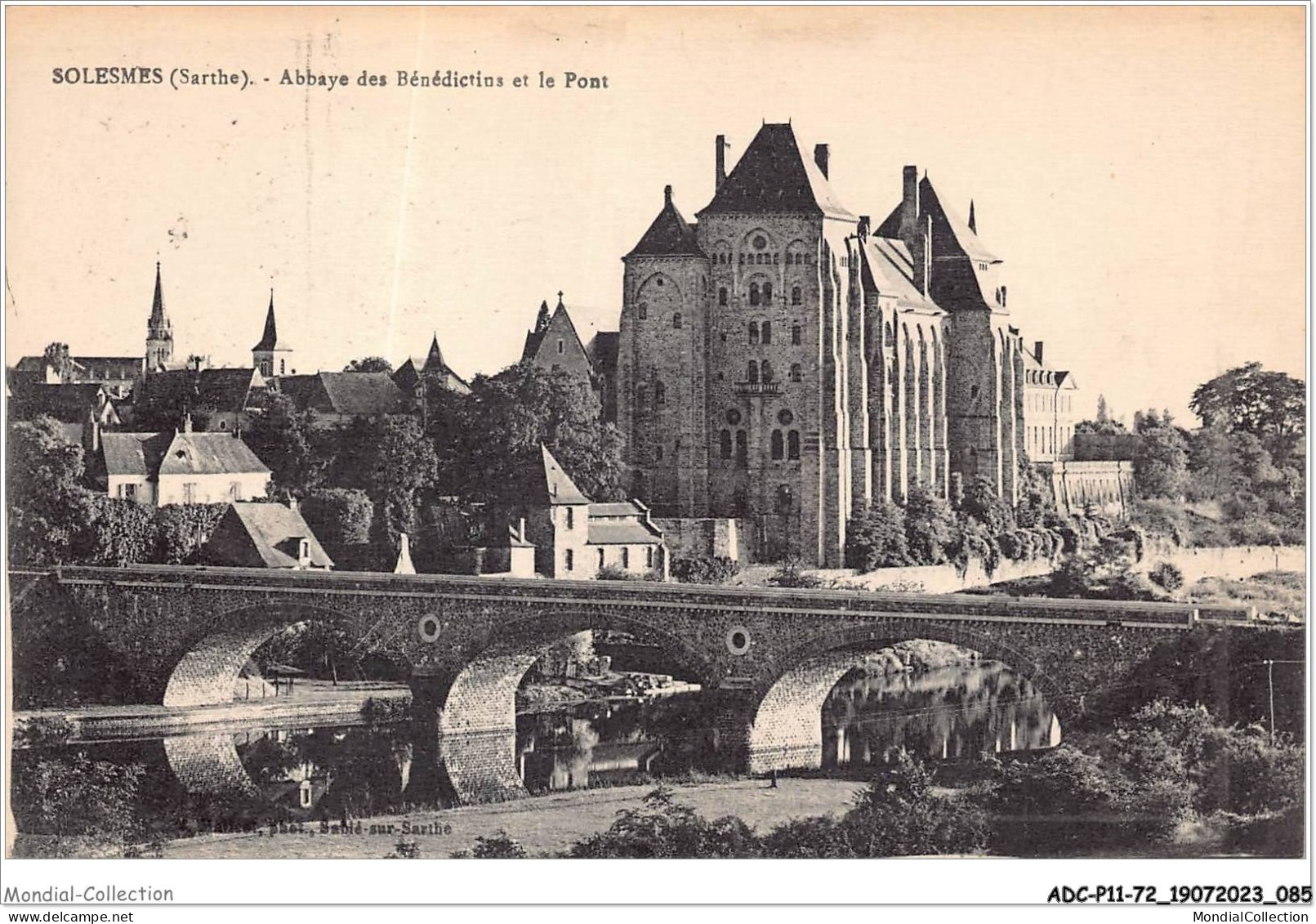 ADCP11-72-1045 - SOLESMES - Abbaye Des Bénédictins Et Le Pont  - Solesmes