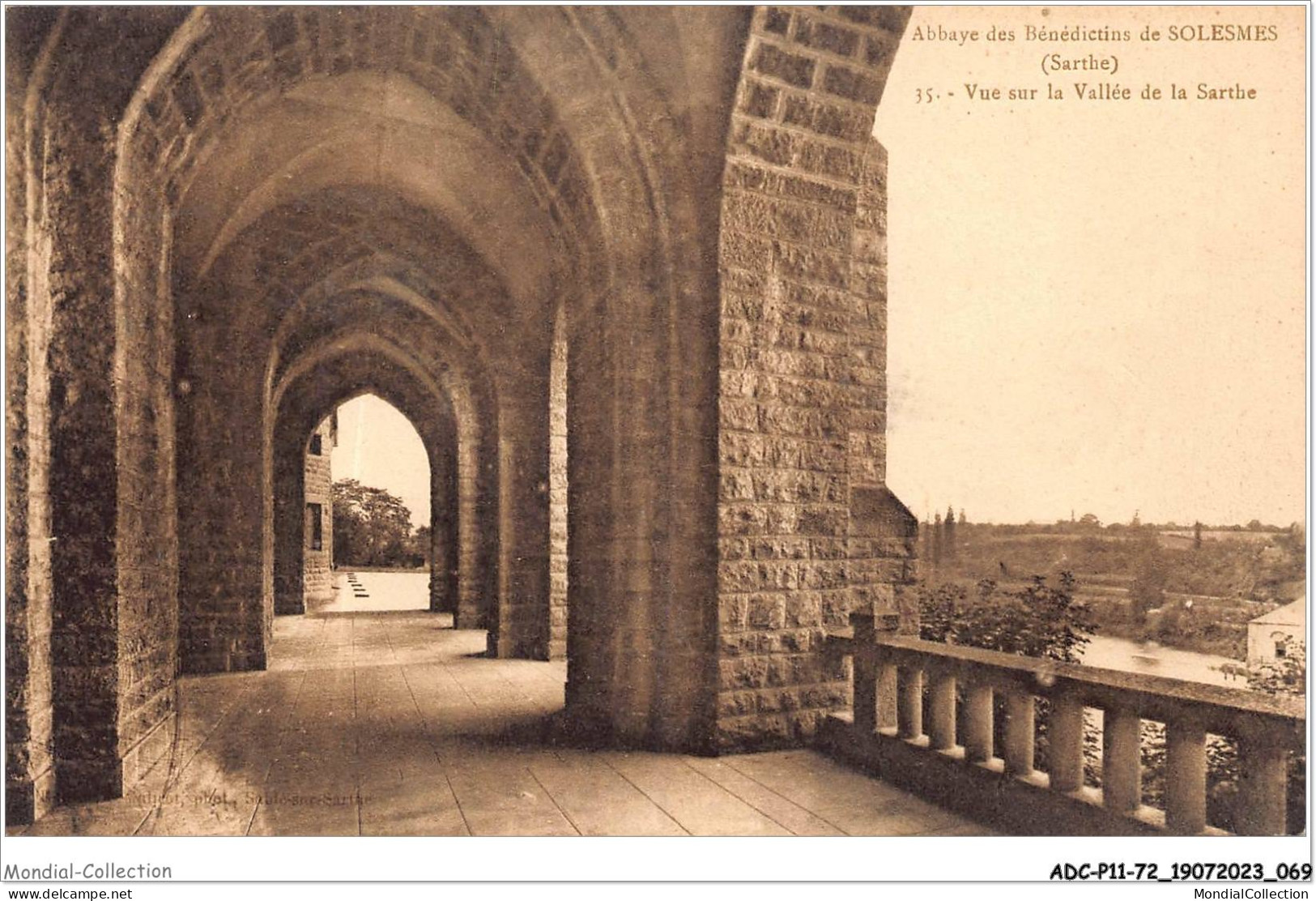 ADCP11-72-1037 - Abbaye Des Bénédictins De SOLESMES - Vue Sur La Vallée De La Sarthe  - Solesmes