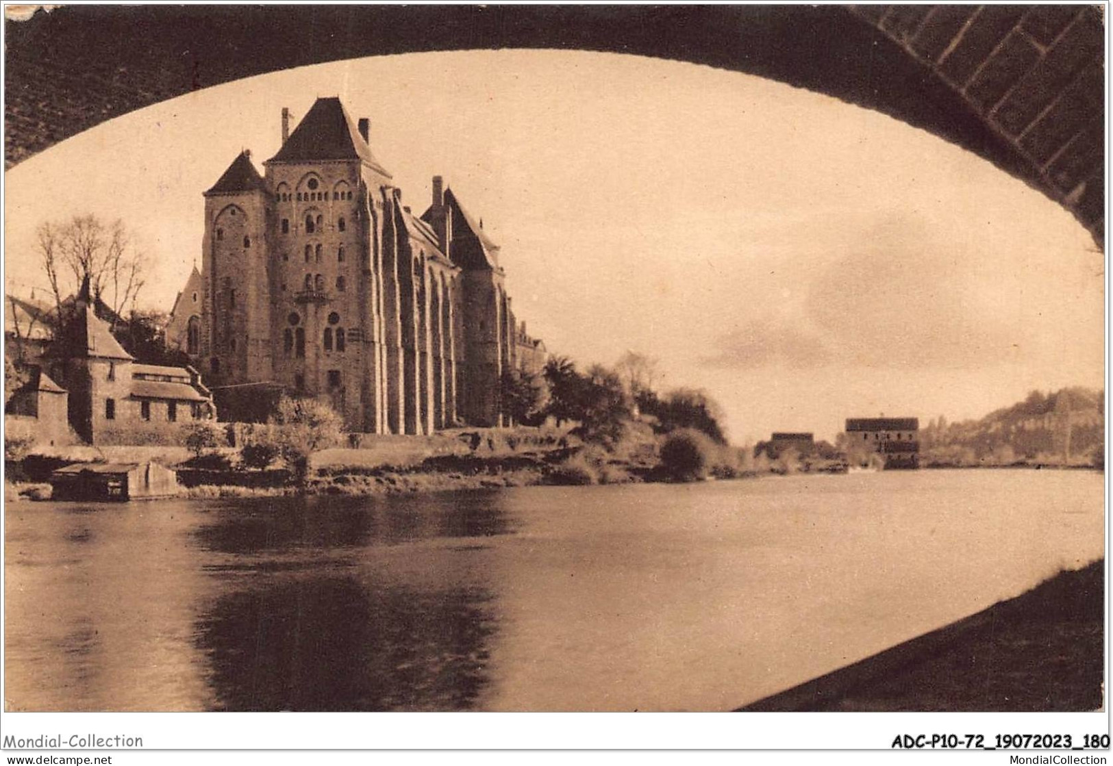 ADCP10-72-0994 - L'abbaye De SOLESMES - Vue Sous Le Pont - Solesmes