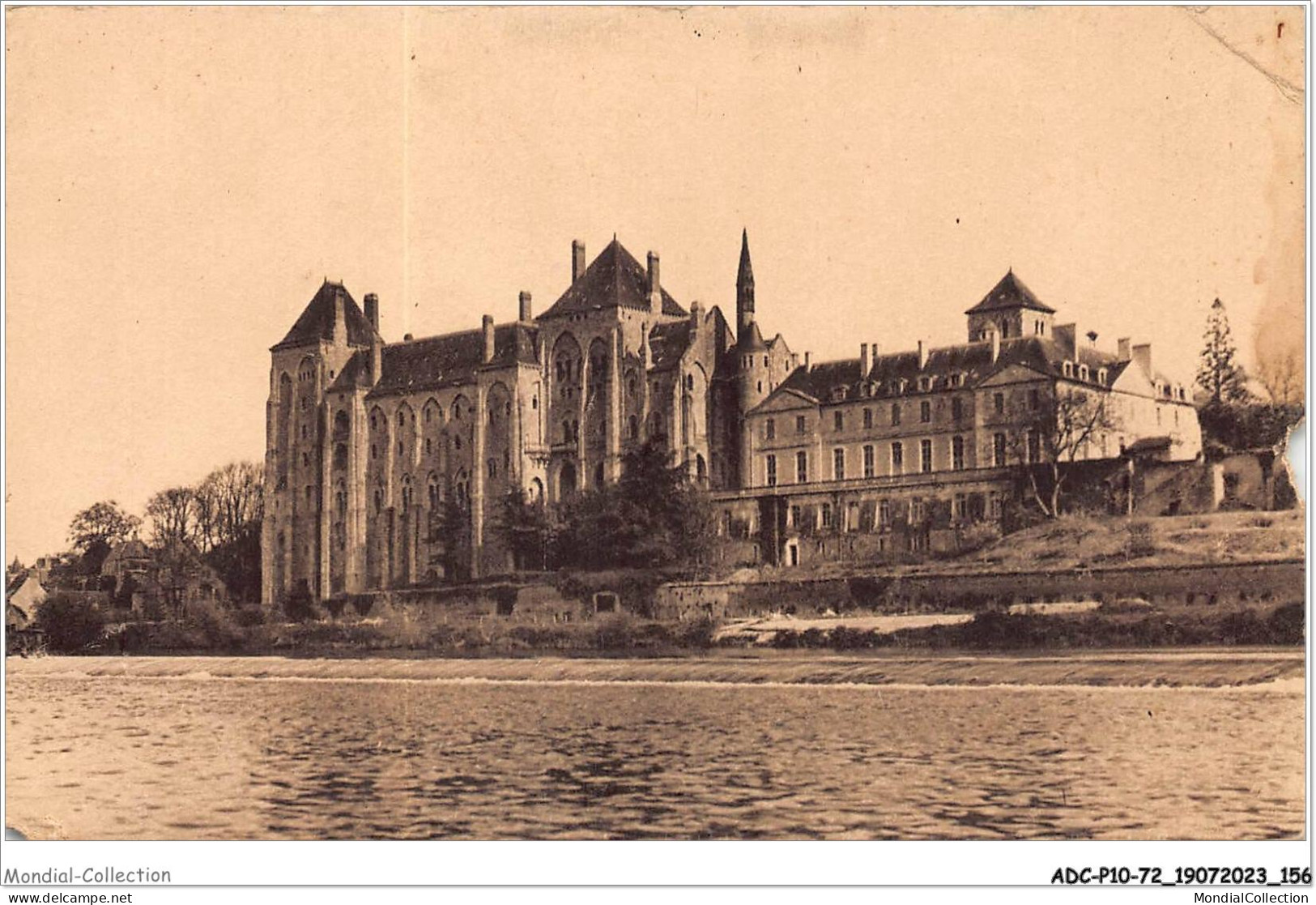 ADCP10-72-0982 - L'abbaye De SOLESMES - Sur Le Barrage De La Sarthe  - Solesmes