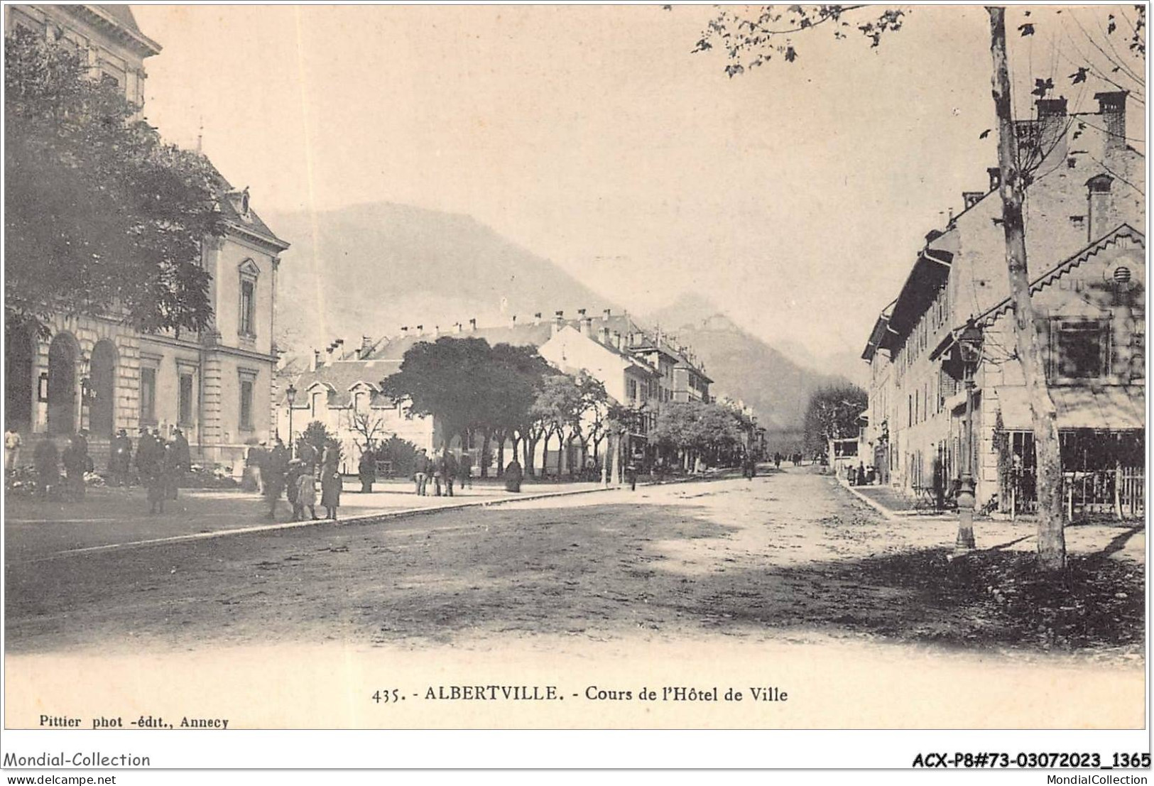 ACXP8-73-0687 - ALBERTVILLE - Cours De L'hôtel De Ville - Albertville