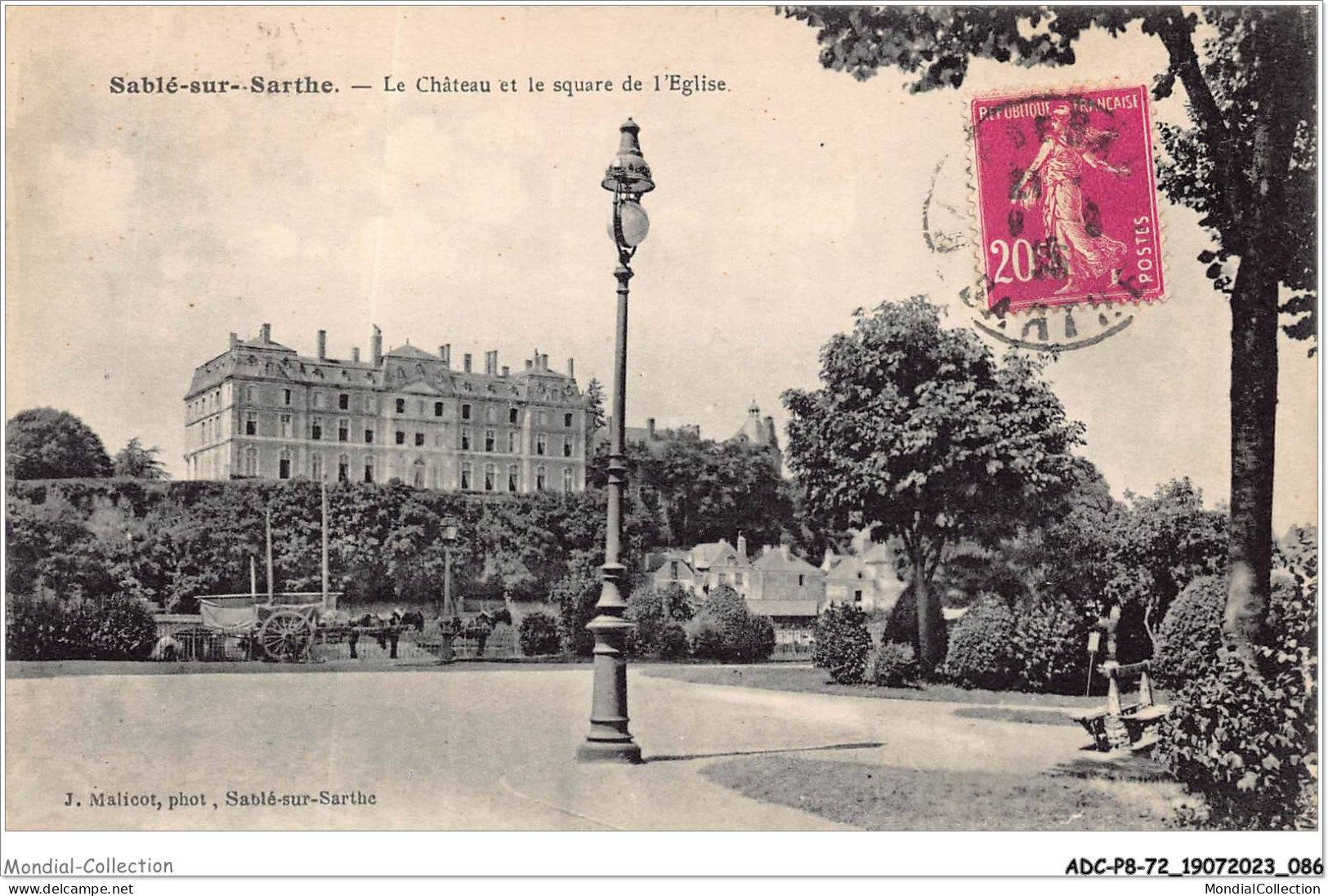 ADCP8-72-0748 - SABLE-SUR-SARTHE - Le Château Et Le Square De L'église  - Sable Sur Sarthe