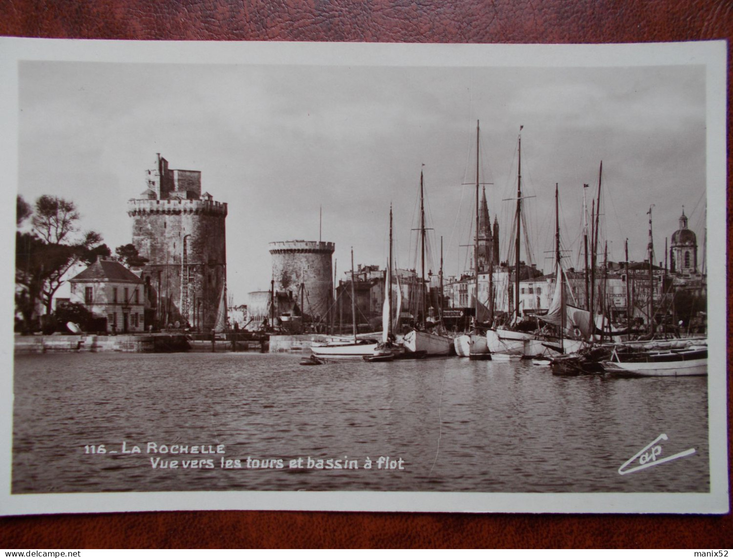 17 - LA ROCHELLE - Vue Vers Les Tours Et Bassin à Flot. (le Port) CPSM - La Rochelle