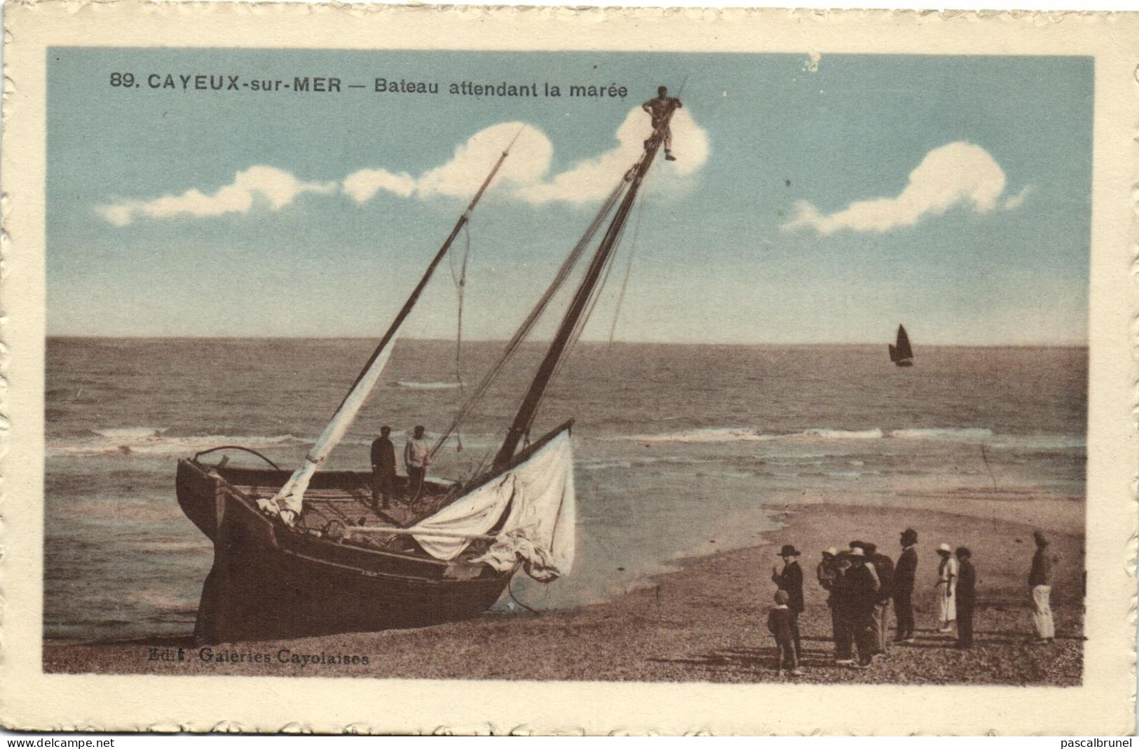 CAYEUX SUR MER - BATEAU ATTENDANT LA MAREE - Cayeux Sur Mer