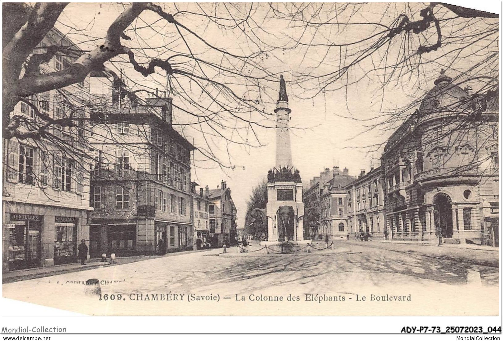 ADYP7-73-0580 - CHAMBERY - La Colonne Des éléphants - Le Boulevard - Chambery