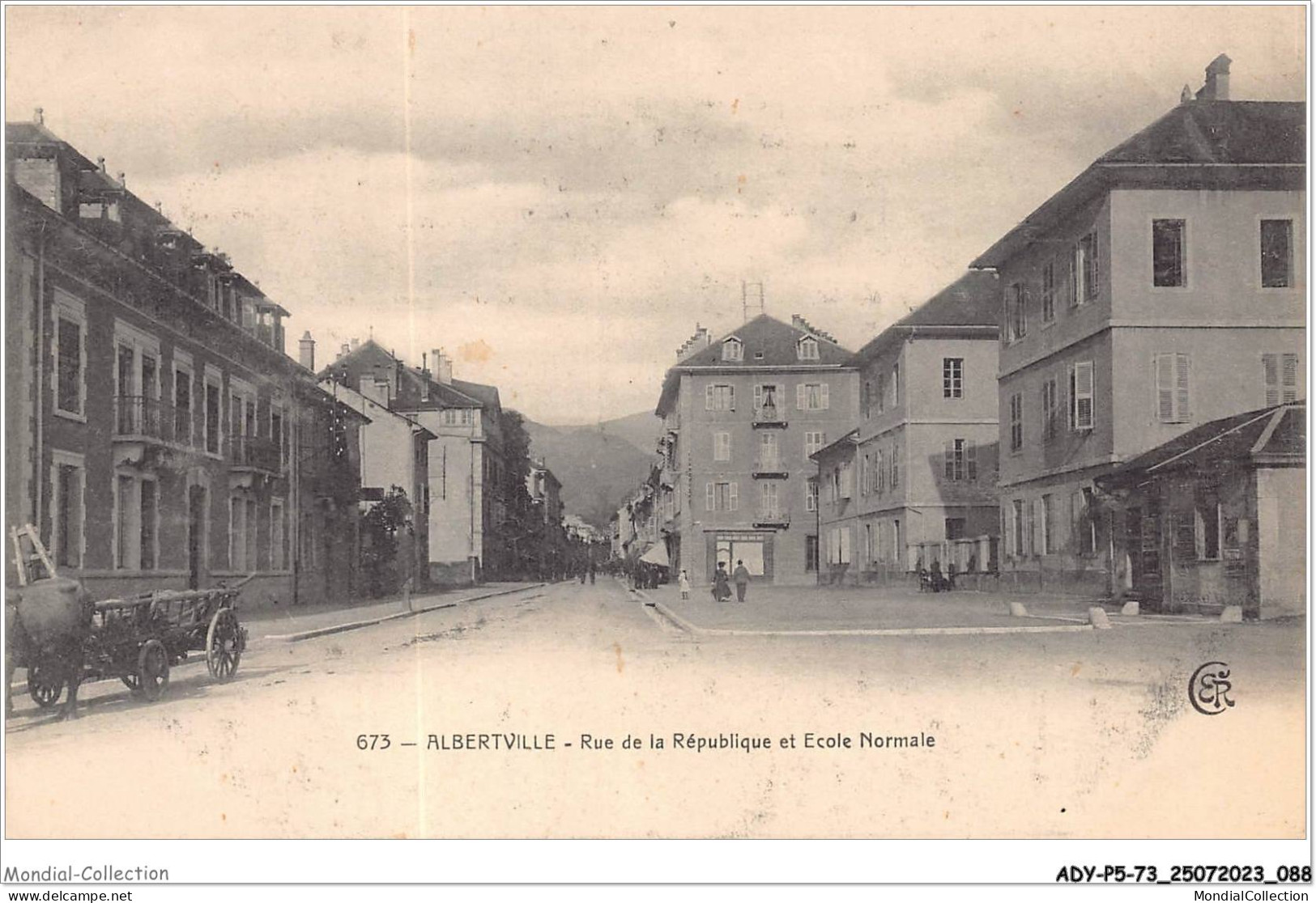 ADYP5-73-0418 - ALBERTVILLE - Rue De La République Et école Normale  - Albertville