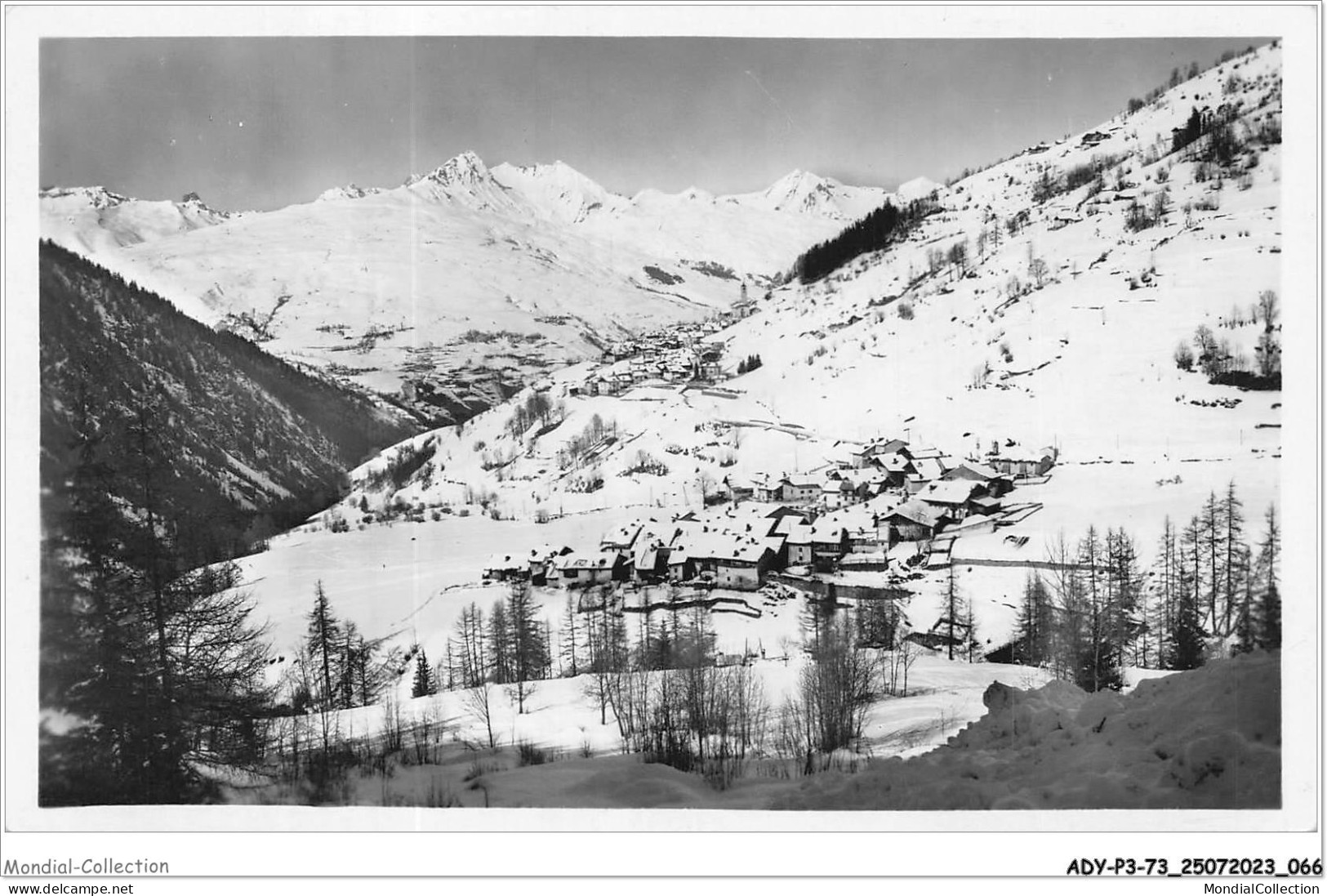 ADYP3-73-0220 - PEISEY Et Le Hameau De Moulin - Dans Le Fond Massif Du Rognaix  - Albertville