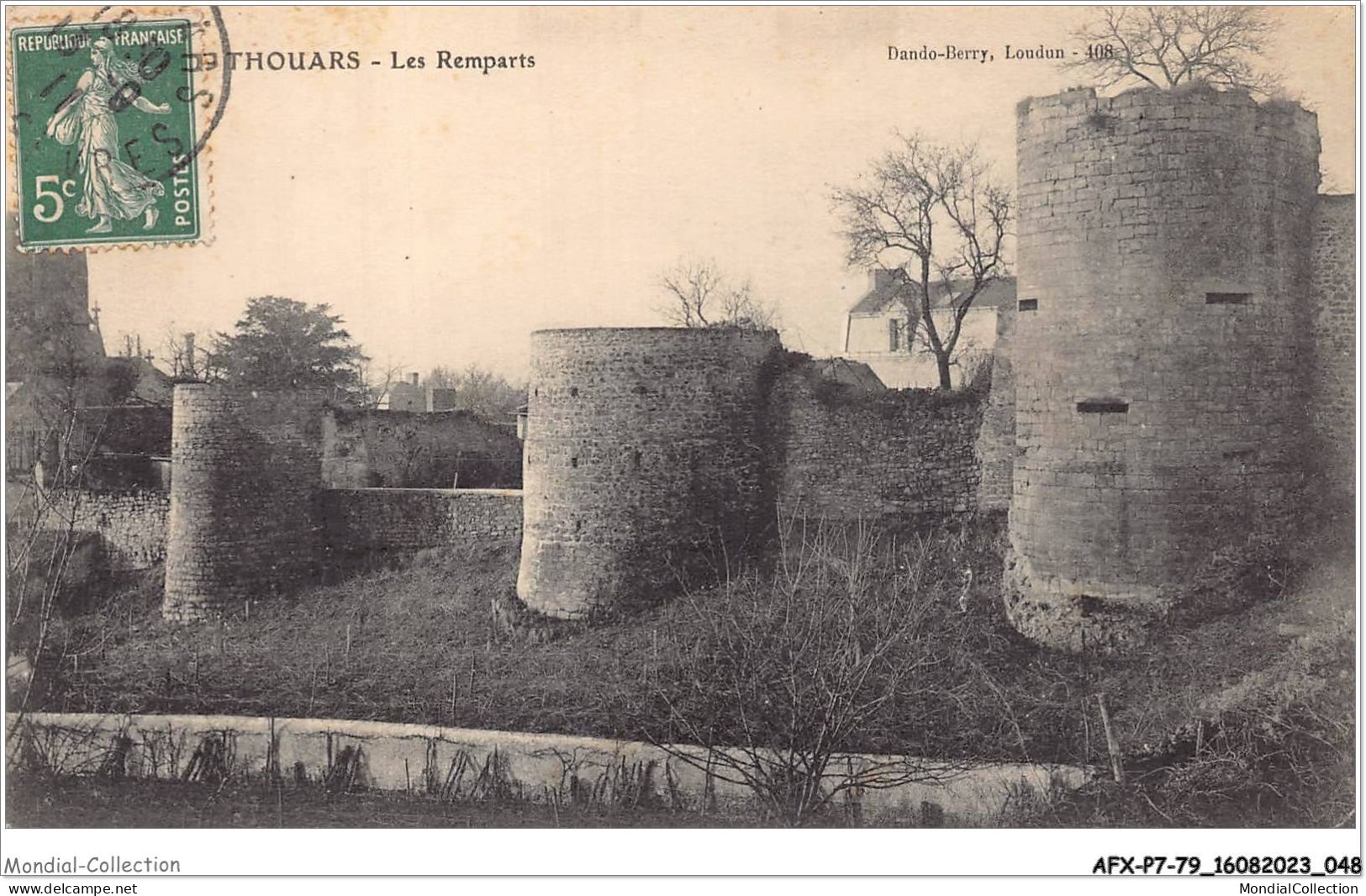 AFXP7-79-0580 - THOUARS - Les Remparts - Thouars