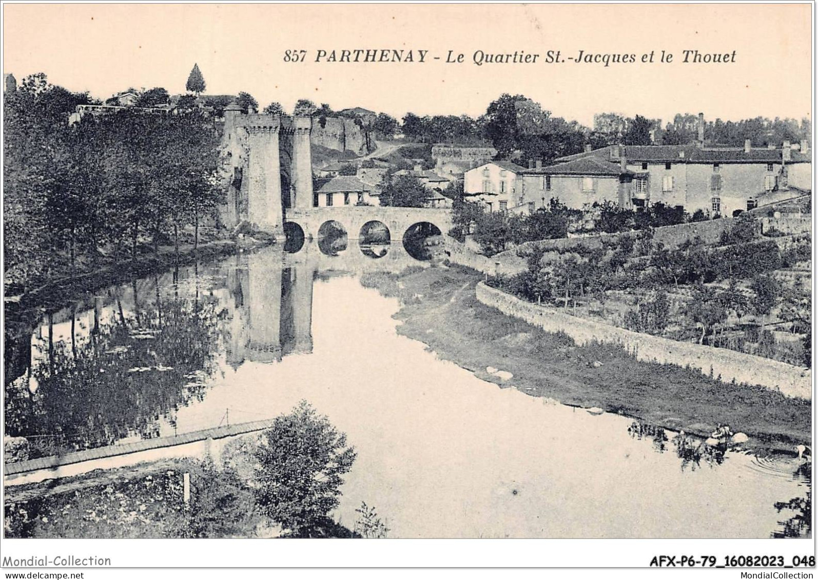 AFXP6-79-0477 - PARTHENAY - Le Quartier ST-Jacques Et Le Thouet - Parthenay