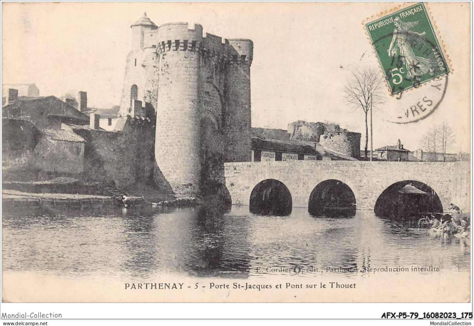 AFXP5-79-0450 - PARTHENAY - Porte ST-Jacques Et Pont Sur Le Thouet - Parthenay