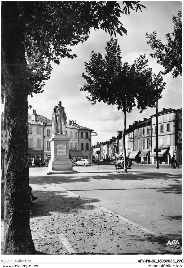 AFYP8-81-0789 - GAILLAC - Tarn - Place De La Libération - Statue Hautpoul  - Gaillac