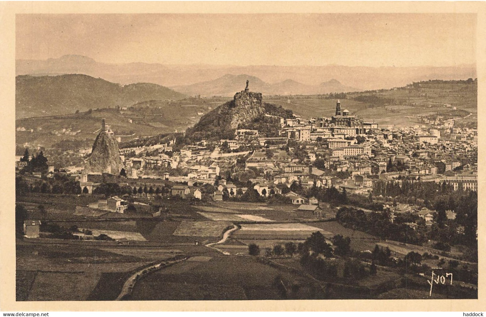 LE PUY : VUE PANORAMIQUE DE LA VILLE PRISE DE LA COTE ROCHEARNAUD - Le Puy En Velay