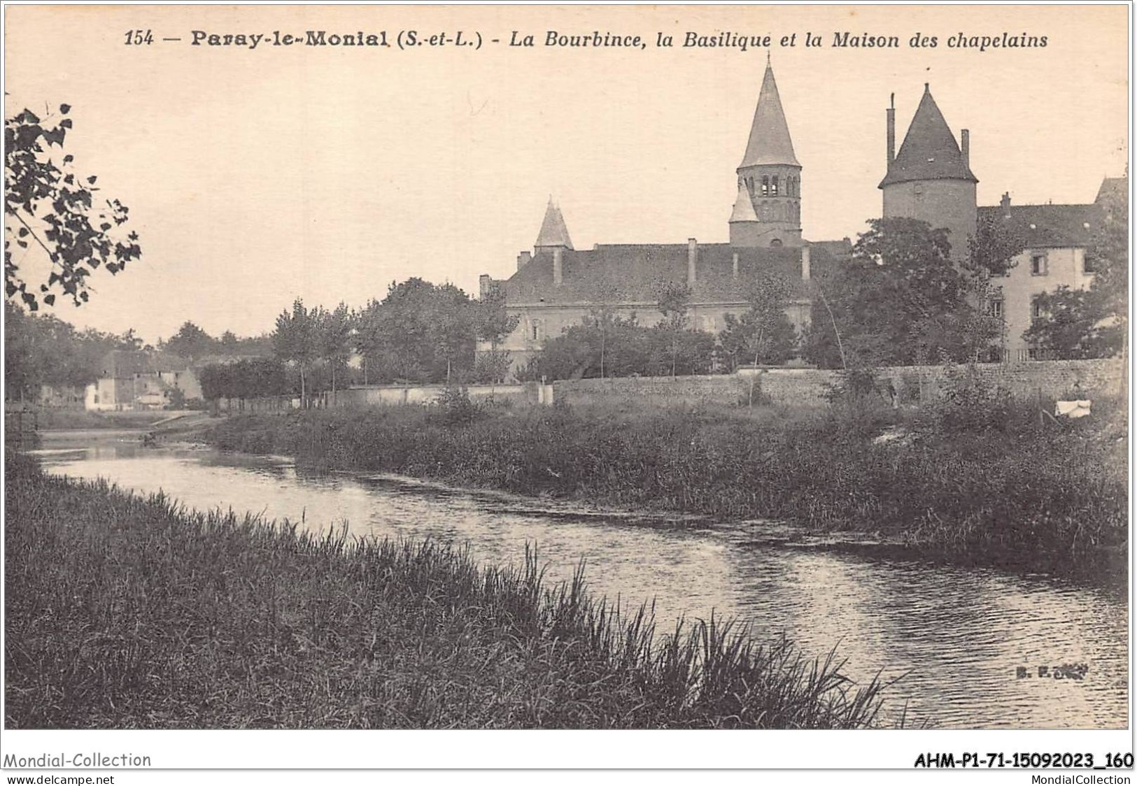 AHMP1-71-0079 - PARAY-LE-MONIAL - La Bourboise - La Basilique Et La Maison Des Chapelains - Paray Le Monial