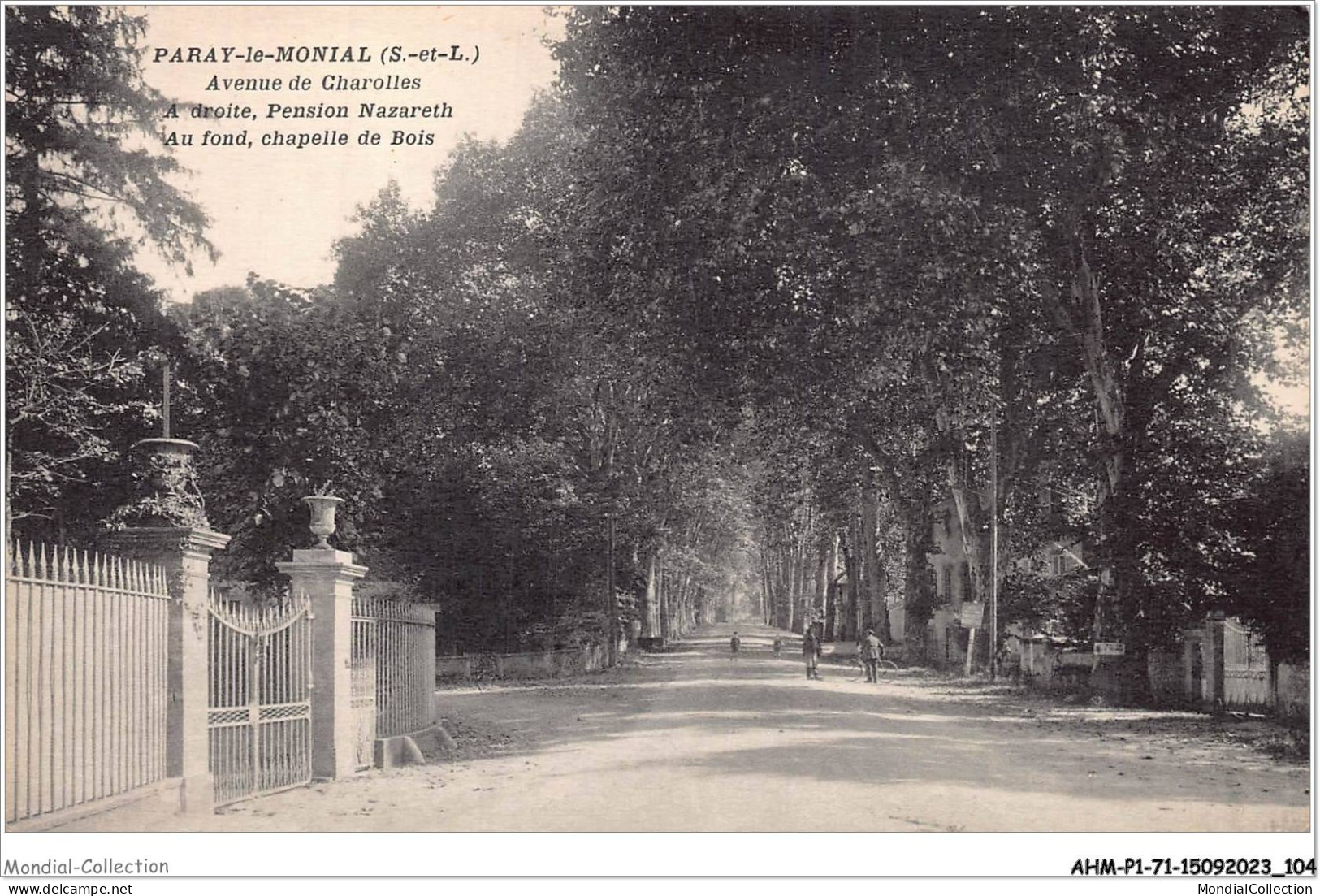 AHMP1-71-0052 - PARAY-LE-MONIAL - Avenue De Charolles - à Droite Pension Nazareth - Chapelle De Bois - Paray Le Monial