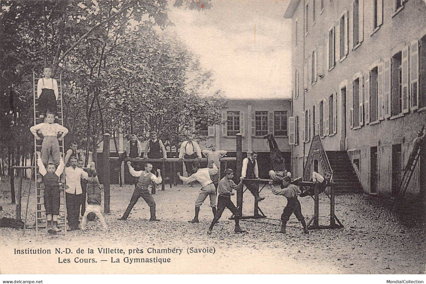 AHAP12-73-0023 CHAMBERY INSTITUTION ND DE LA VILLETTE LES COURS LA GYMNASTIQUE - Chambery