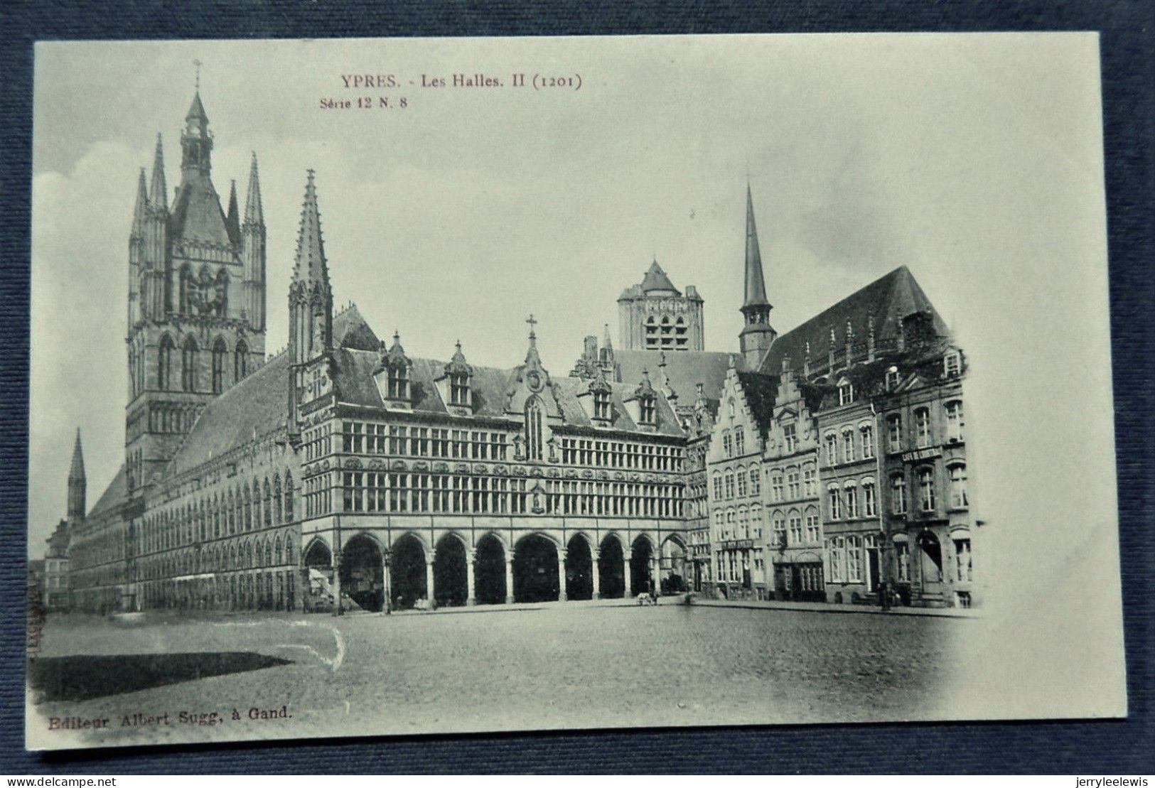 IEPER - YPRES - Les Halles II - Ieper