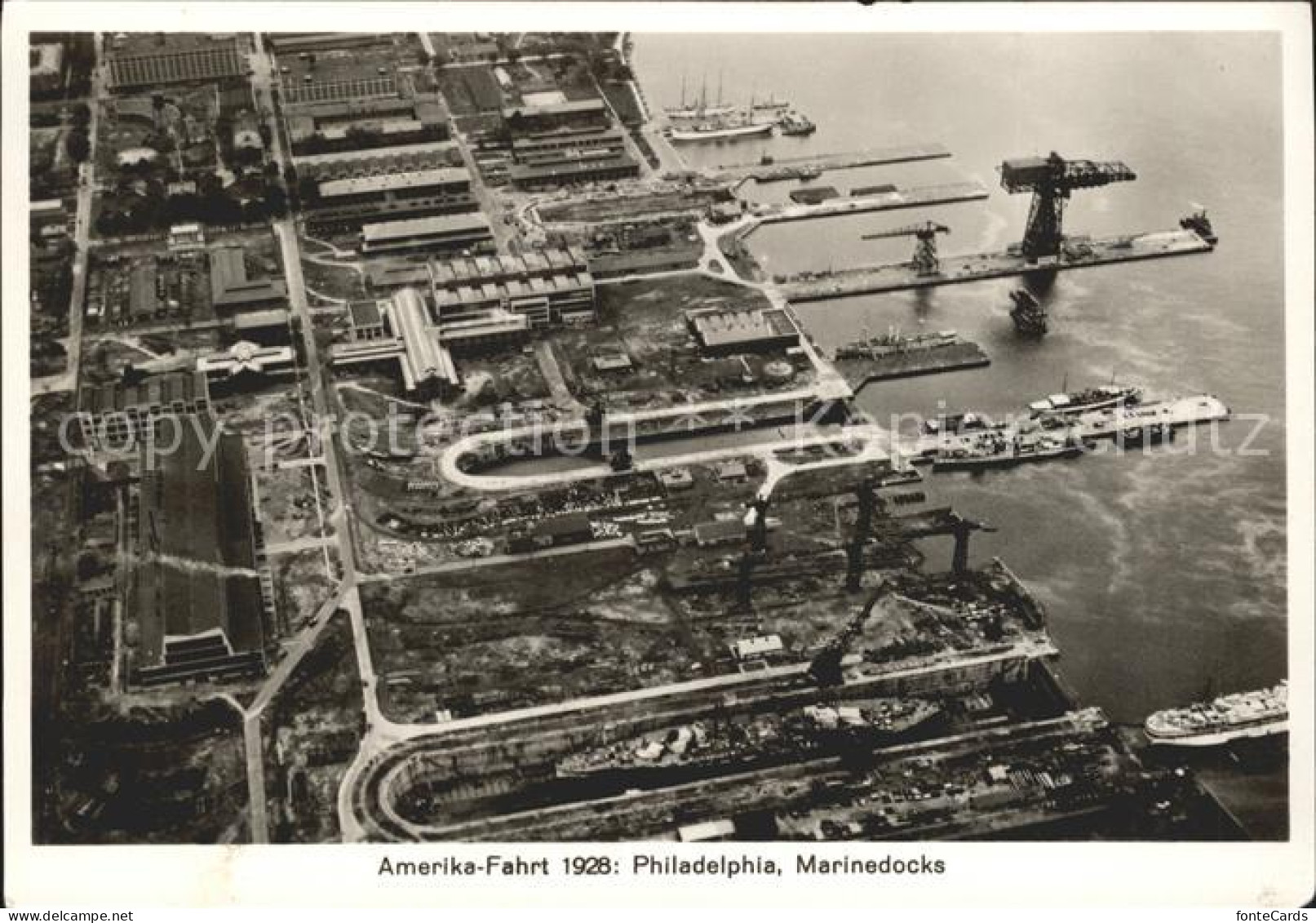 31738635 Philadelphia Pennsylvania Fliegeraufnahme Amerika-Fahrt Marinedocks Phi - Other & Unclassified