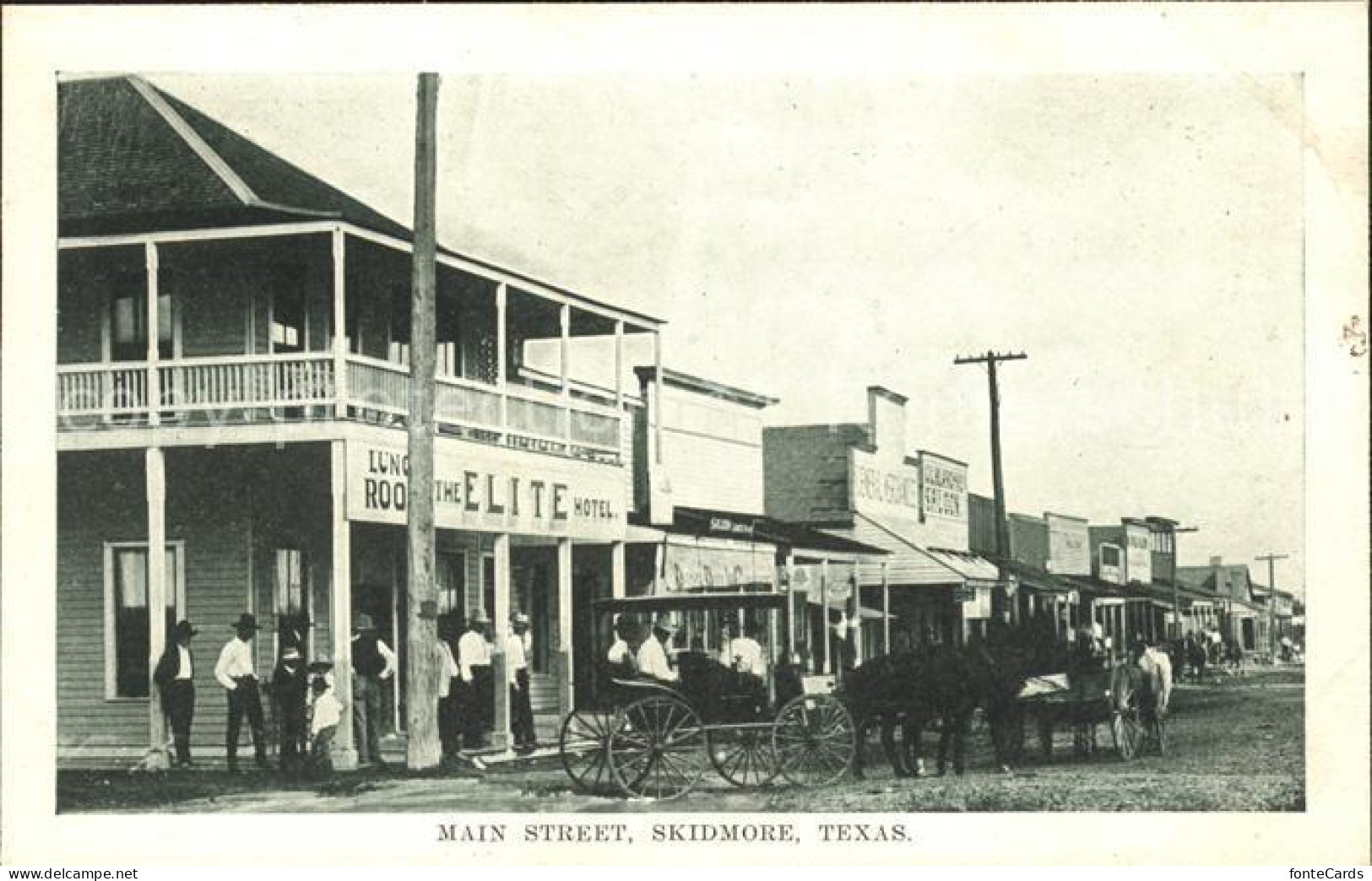 31735471 Skidmore_Texas Main Street Pferdekutsche - Altri & Non Classificati