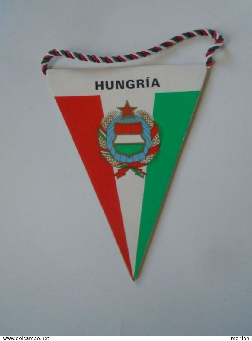 D202143  FANION - Hungary -Hungría - Portugal Match Ca 1970-80 -Wimpel - Pennon -  Flag  95 X 75 Mm - Apparel, Souvenirs & Other