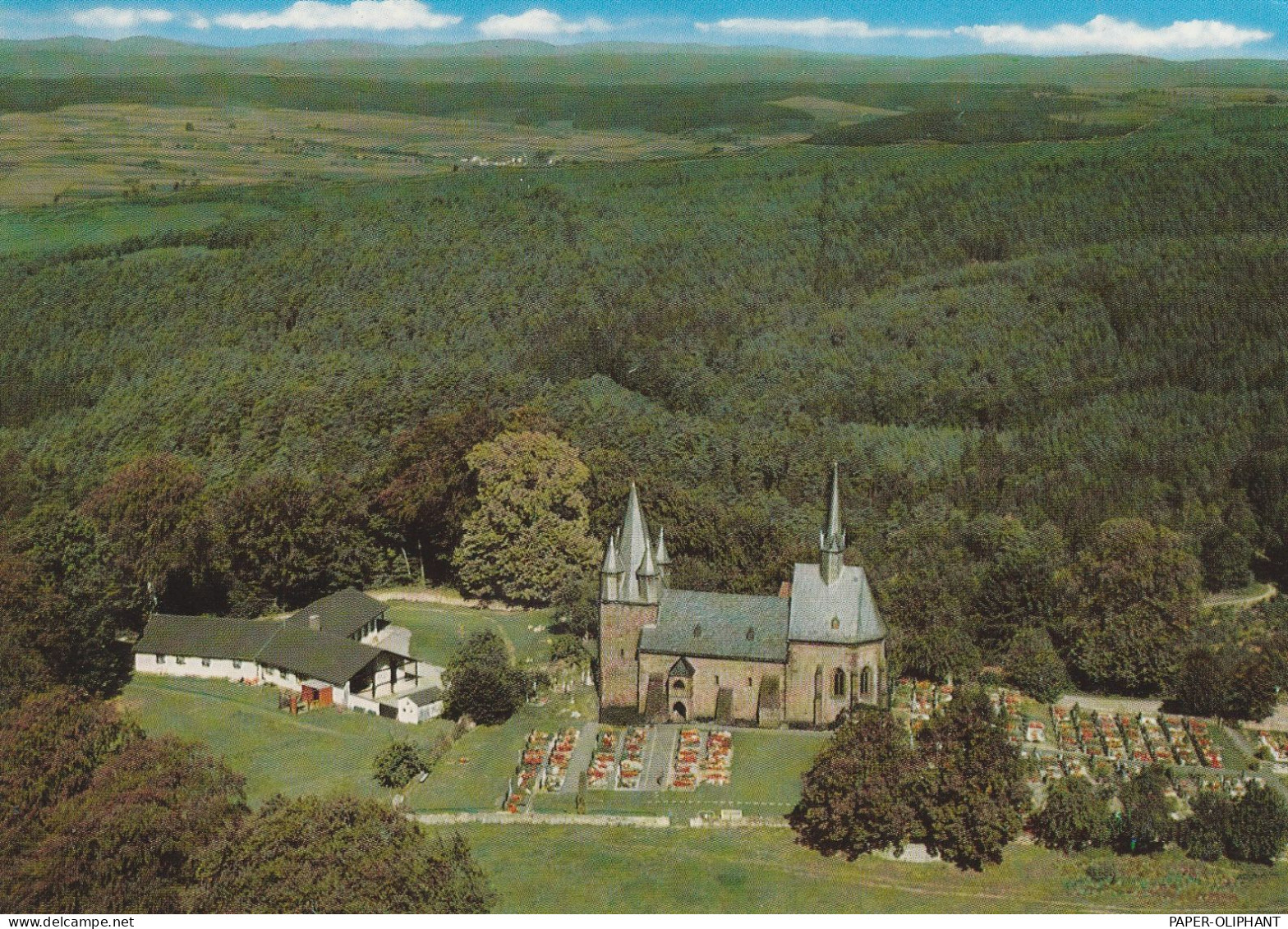 3551 MÜNCHHAUSEN, Kirche Und Friedhof, Luftaufnahme - Marburg