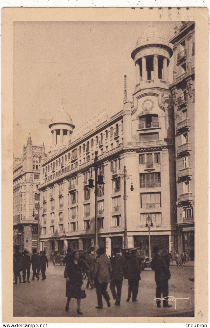 ESPAGNE. MADRID . AVENIDA DE PI Y MARGALL. " UN PASEO POR MADRID ". ANNEE 1927 + TEXTE + TIMBRE. - Madrid