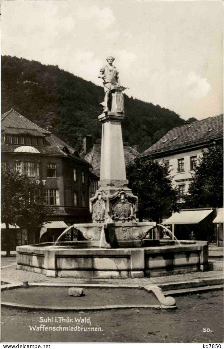 Suhl/Thür. - Waffenschmiedbrunnen - Suhl