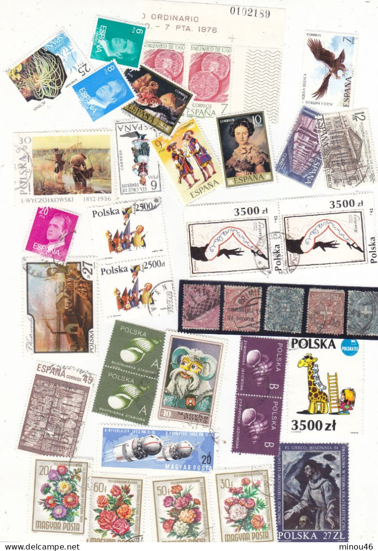 T.B.LOT DE + DE 1000 TIMBRES DU MONDE .FRANCE ET ETRANGER. NEUFS ET OBLITERES.VOIR SCANS ET DESC. B.A T.B.ETAT - Kilowaar (min. 1000 Zegels)