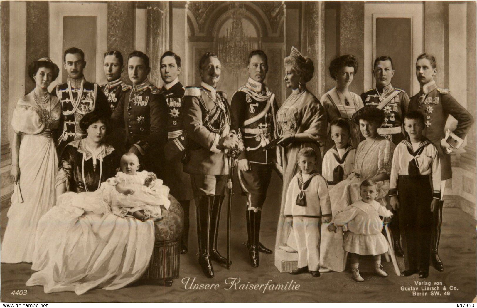 Unsere Kaiserfamilie - Familias Reales