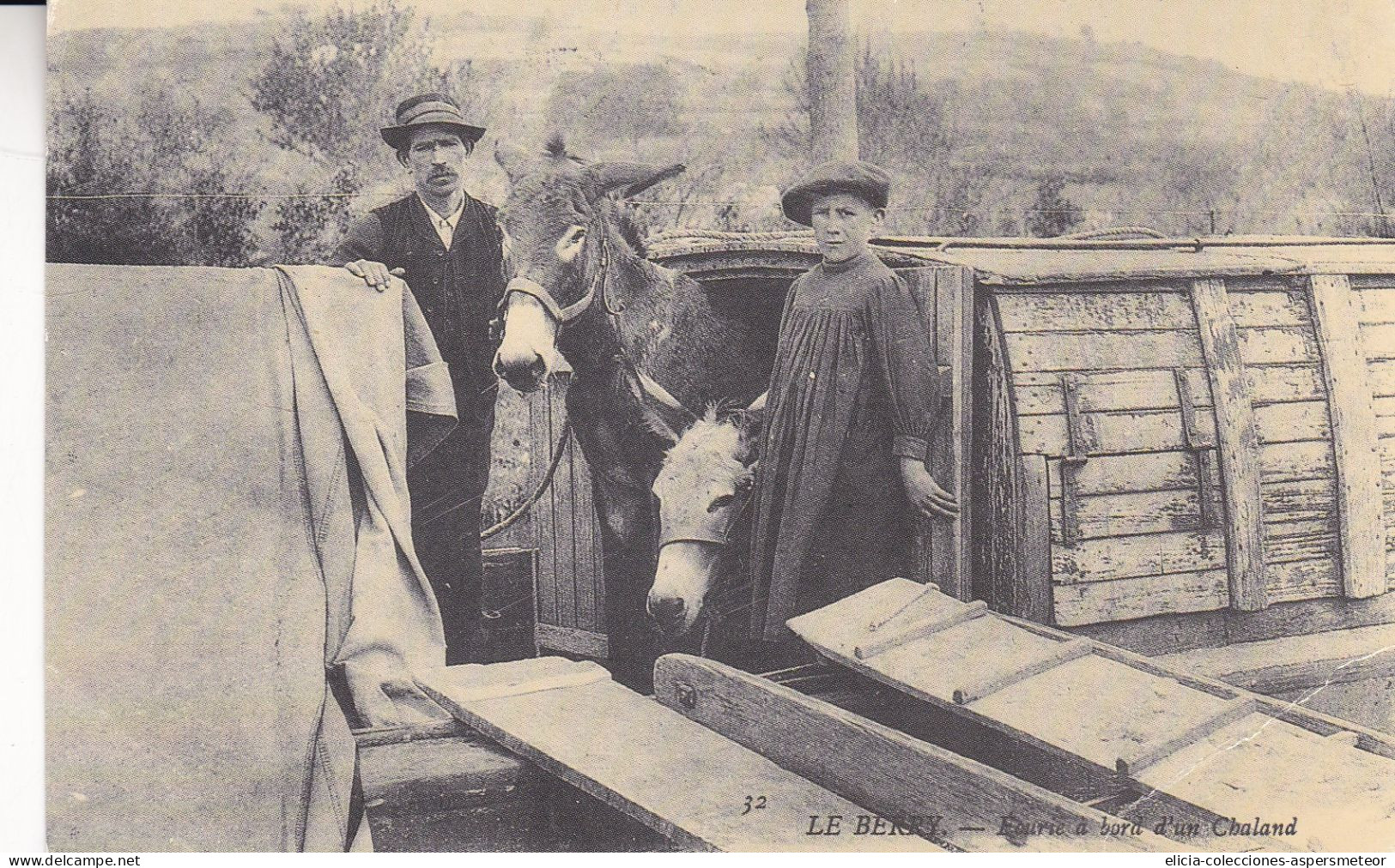 France - Le Berry - C'était La France - Ecurie à Bord Dún Chaland - Unposted - Caja 30 - Bourges