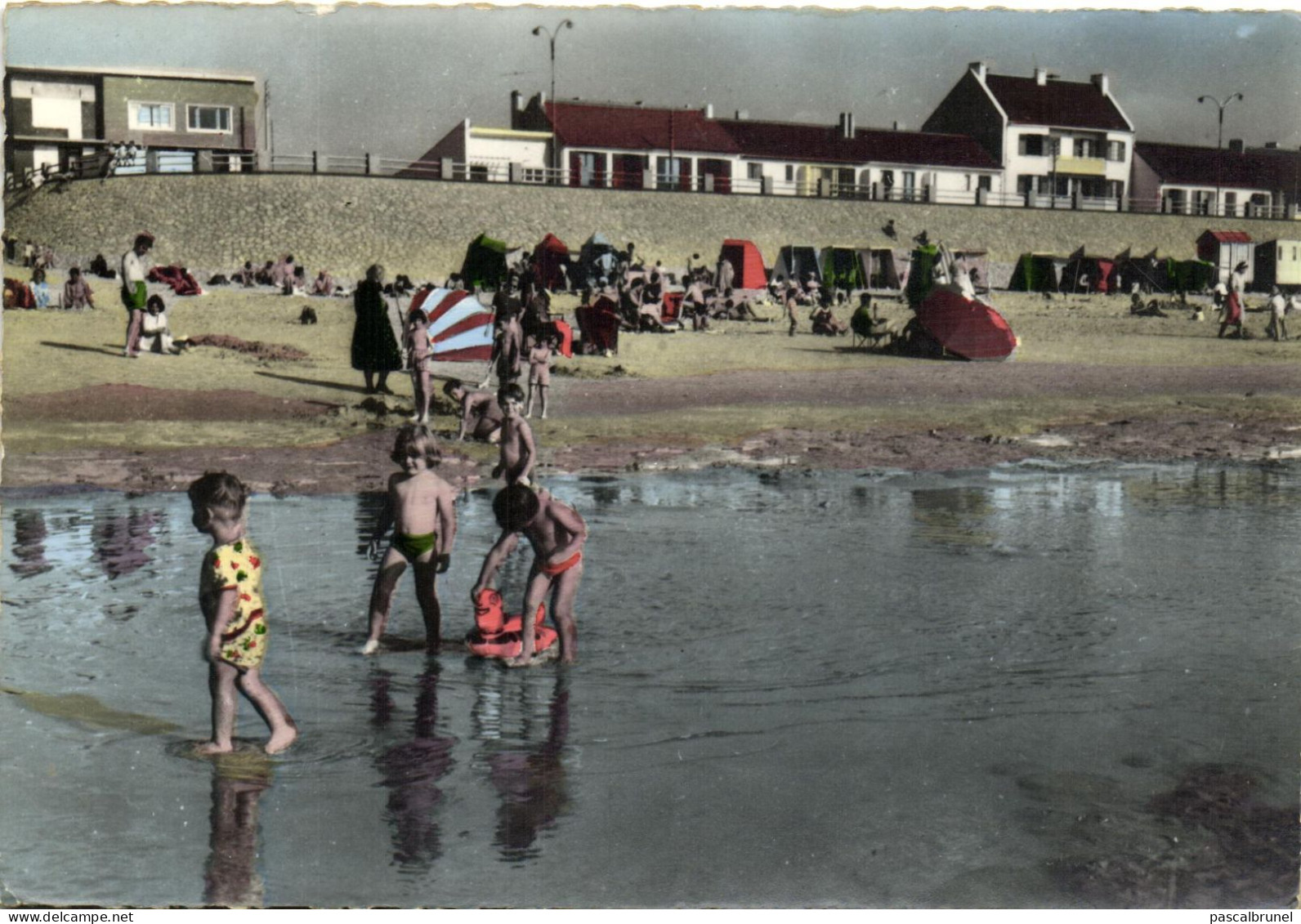 QUEND PLAGE LES PINS - BEBES BAIGNADES - Quend