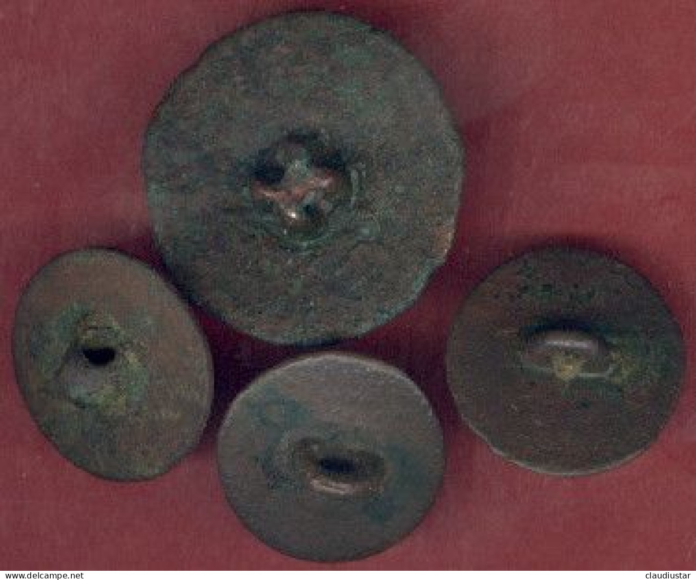 ** LOT  4  BOUTONS  REVOLUTION  1789  +  AUTRE ** - Botones