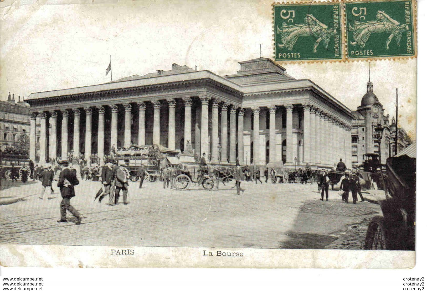 75 PARIS La BOURSE En 1908 Attelages Chevaux Place Animée Impériale Attelages Chevaux Homme Parapluie - Plazas