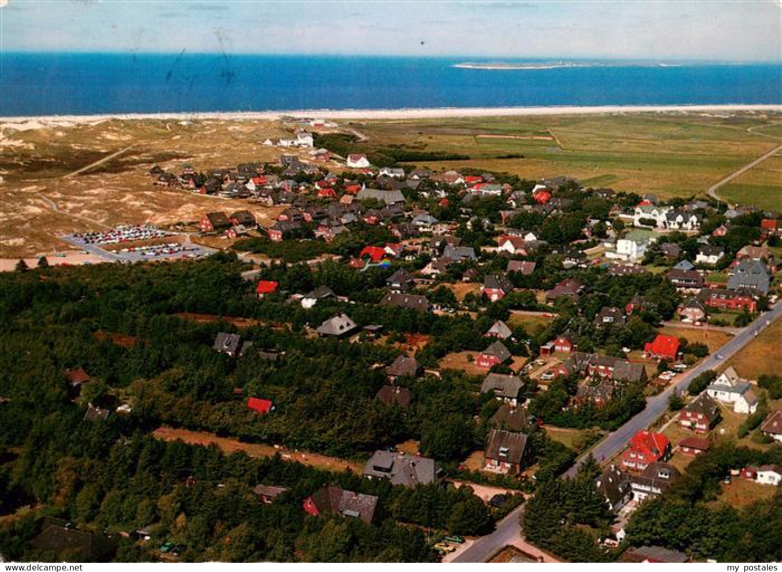 73897075 Norddorf Amrum Im Hintergrund Insel Sylt Norddorf Amrum - Autres & Non Classés