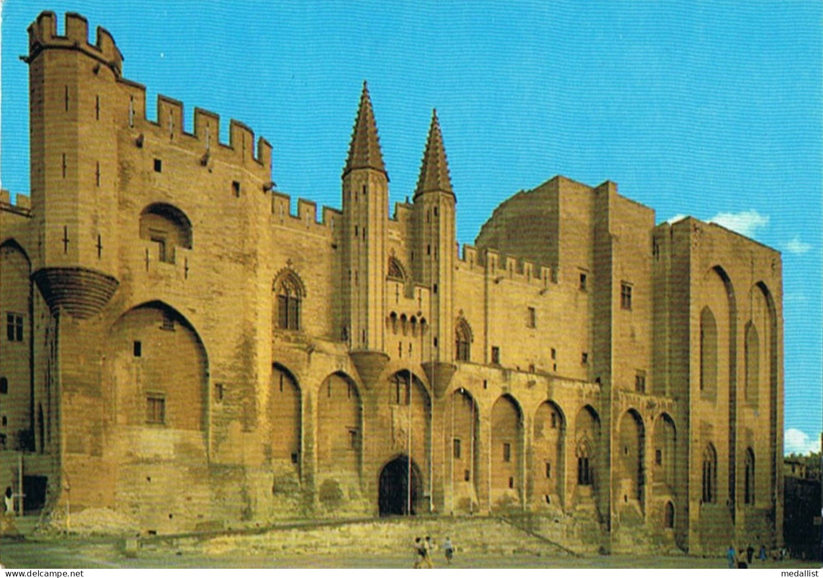 CPM..84..AVIGNON...PALAIS DES PAPES - Avignon