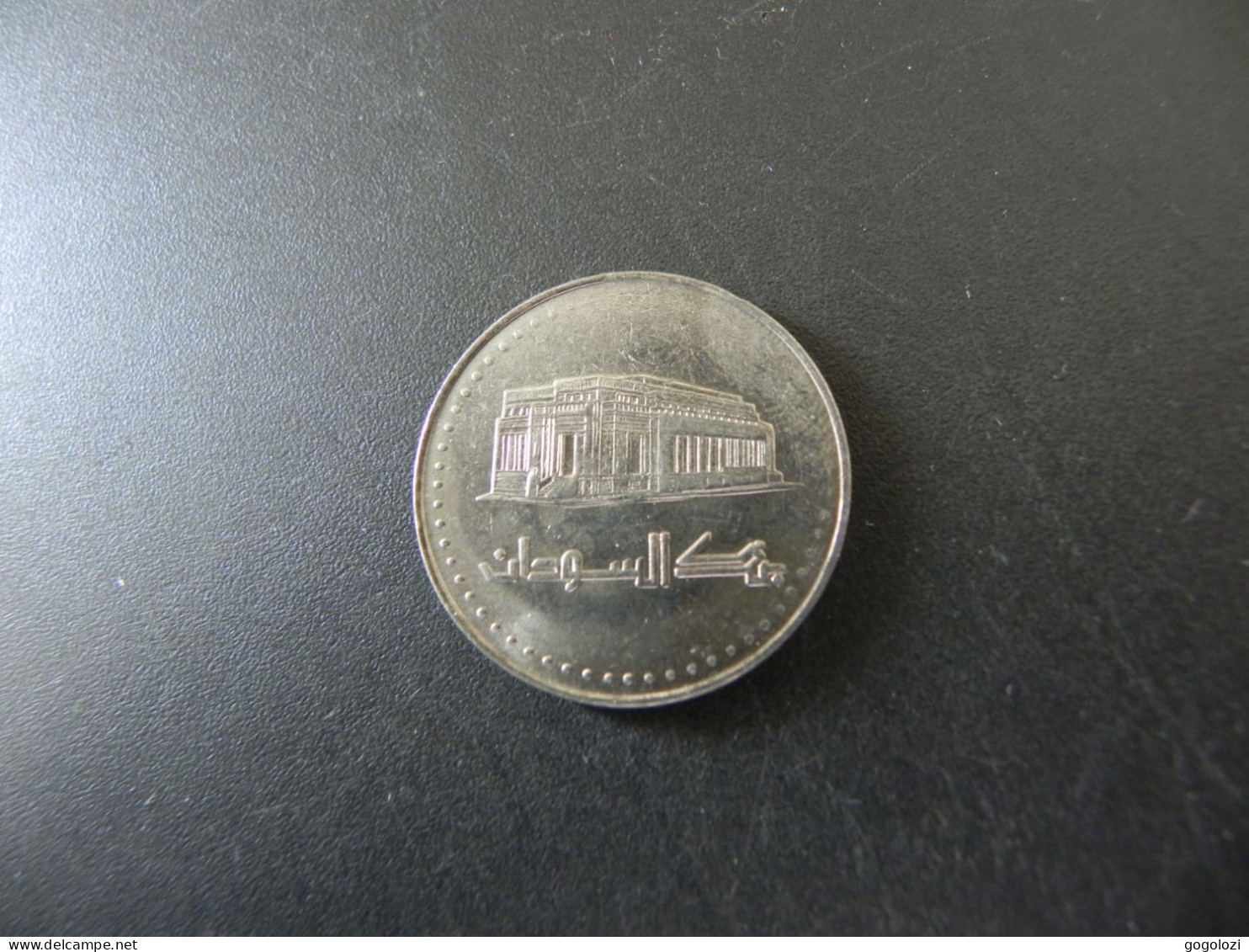 Sudan 50 Dinars 2002 - Soudan