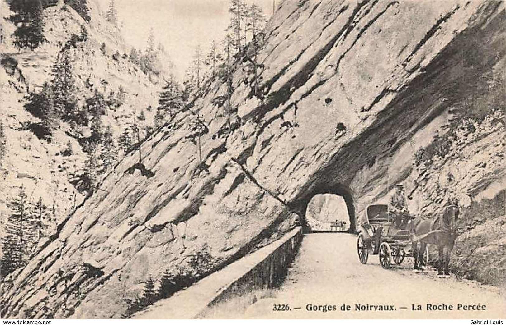 Gorges De Noirvaux La Roche Percée Attelage Cheval Calèche - La Côte-aux-Fées